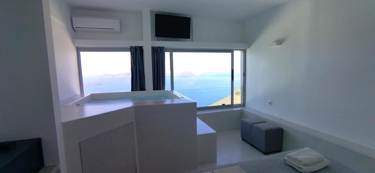 Maximilian Caldera Suites Fira  Extérieur photo